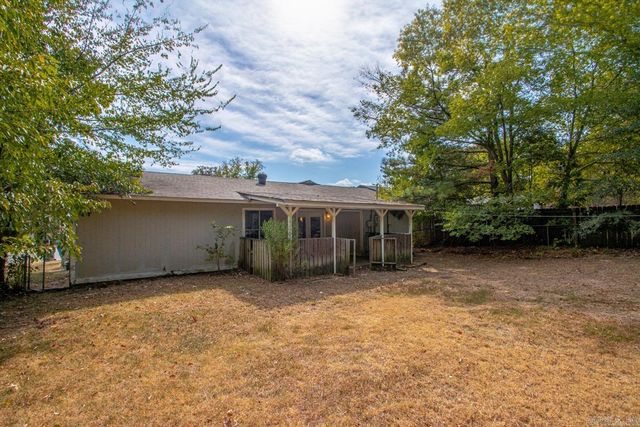 1808 Joyce Ct, Little Rock, AR 72204