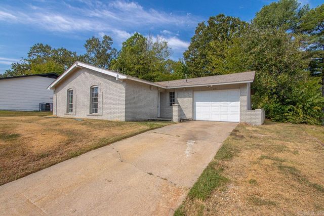 1808 Joyce Ct, Little Rock, AR 72204