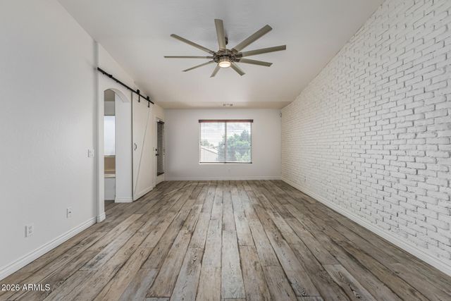 18609 W ONYX Avenue, Waddell, AZ 85355