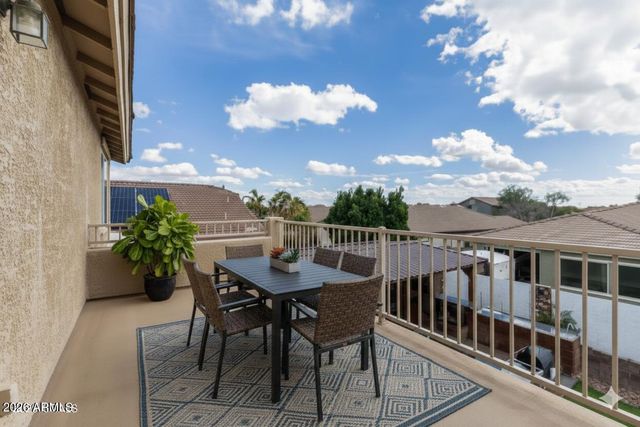 18609 W ONYX Avenue, Waddell, AZ 85355