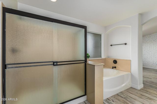 18609 W ONYX Avenue, Waddell, AZ 85355