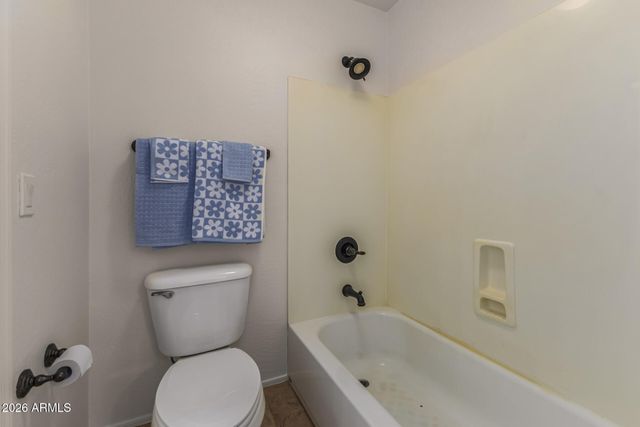 18609 W ONYX Avenue, Waddell, AZ 85355