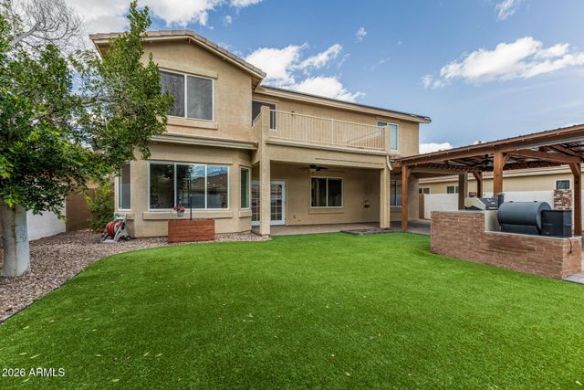 18609 W ONYX Avenue, Waddell, AZ 85355