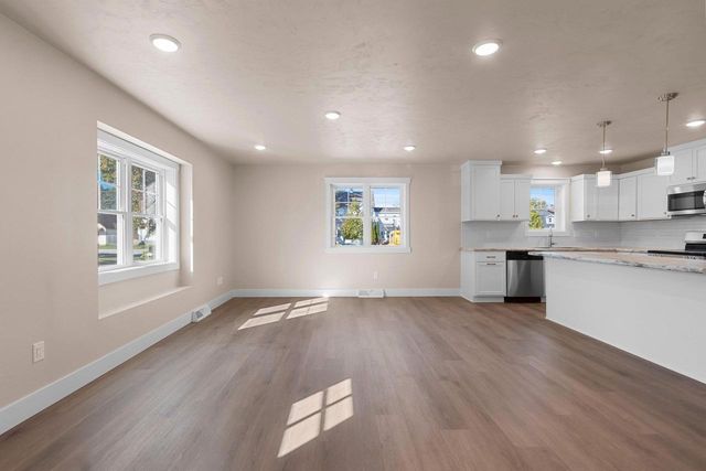 418 4TH STREET, Green Bay, WI 54303