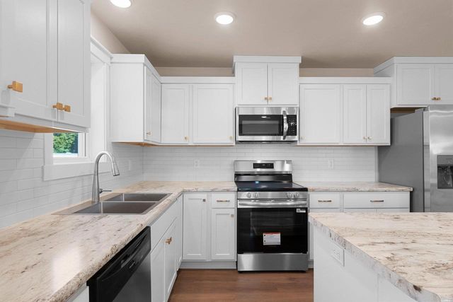 418 4TH STREET, Green Bay, WI 54303