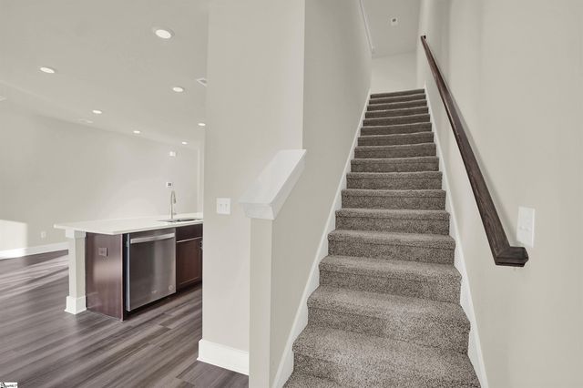 66 Galley Lane, Greenville, SC 29609