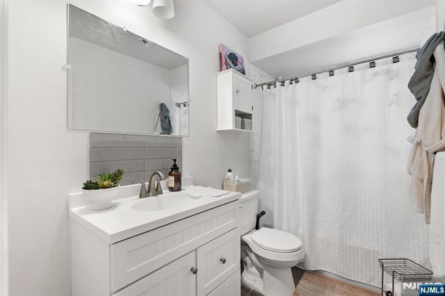2453 1st Street, Fort Lee, NJ 07024