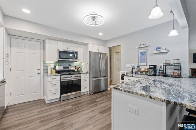 2453 1st Street, Fort Lee, NJ 07024