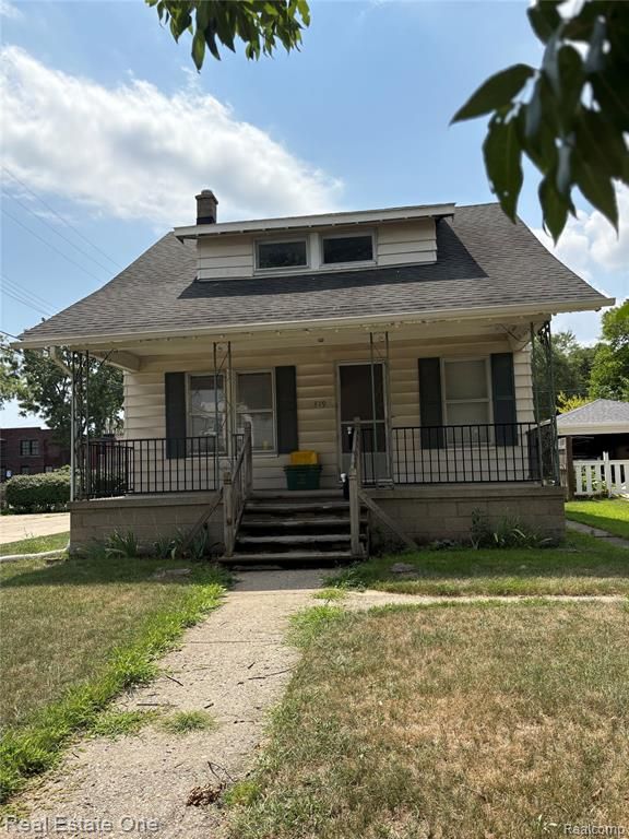 319 W Parent Avenue, Royal Oak, MI 48067