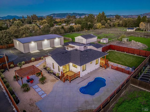 6140 Gilmore Ave, Cotati, CA 94931