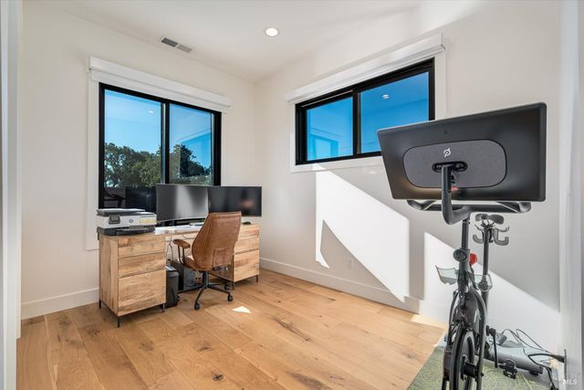 6140 Gilmore Ave, Cotati, CA 94931