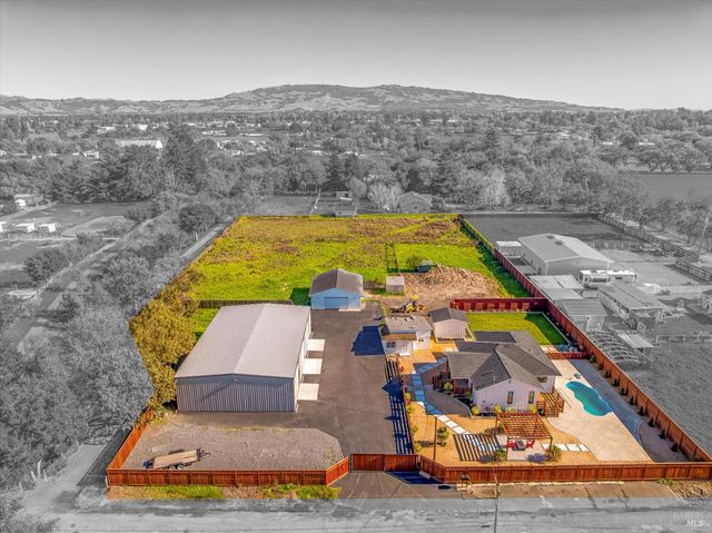 6140 Gilmore Ave, Cotati, CA 94931