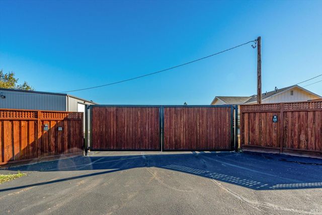 6140 Gilmore Ave, Cotati, CA 94931