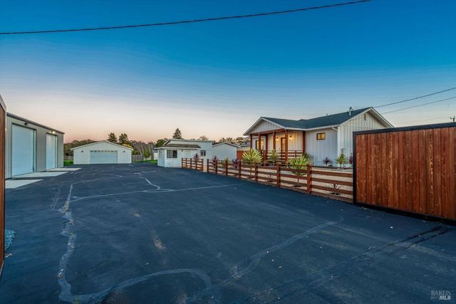 6140 Gilmore Ave, Cotati, CA 94931