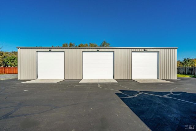 6140 Gilmore Ave, Cotati, CA 94931