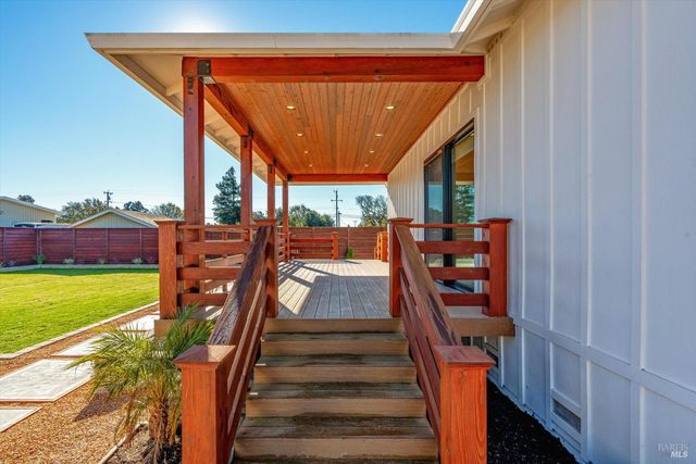 6140 Gilmore Ave, Cotati, CA 94931