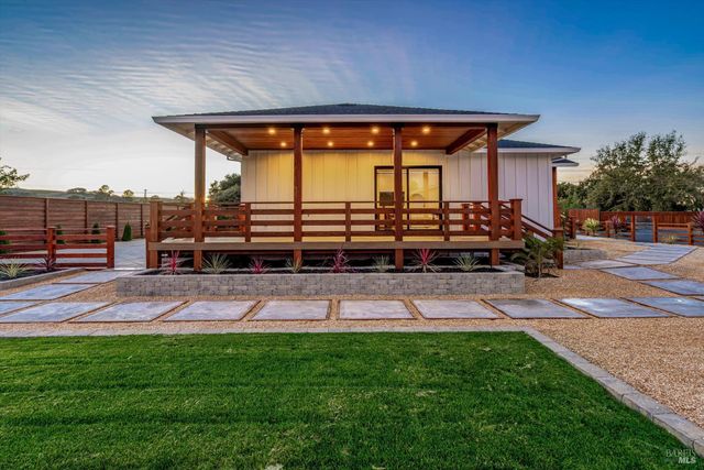 6140 Gilmore Ave, Cotati, CA 94931