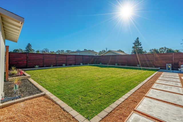 6140 Gilmore Ave, Cotati, CA 94931