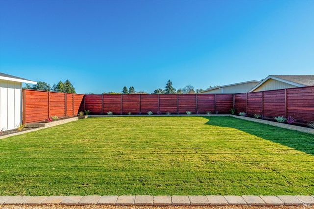 6140 Gilmore Ave, Cotati, CA 94931