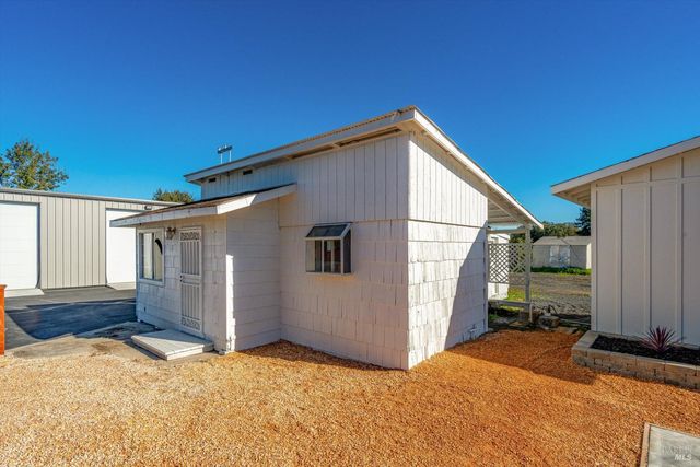 6140 Gilmore Ave, Cotati, CA 94931