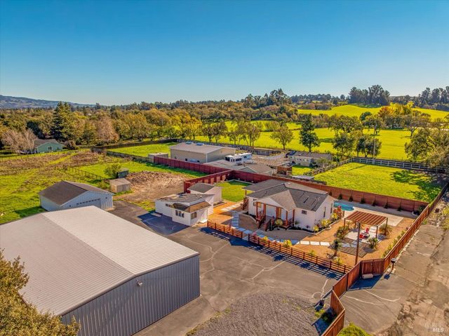 6140 Gilmore Ave, Cotati, CA 94931