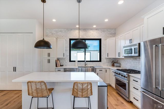 6140 Gilmore Ave, Cotati, CA 94931