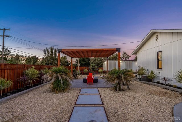 6140 Gilmore Ave, Cotati, CA 94931