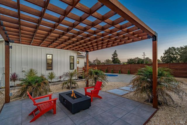 6140 Gilmore Ave, Cotati, CA 94931