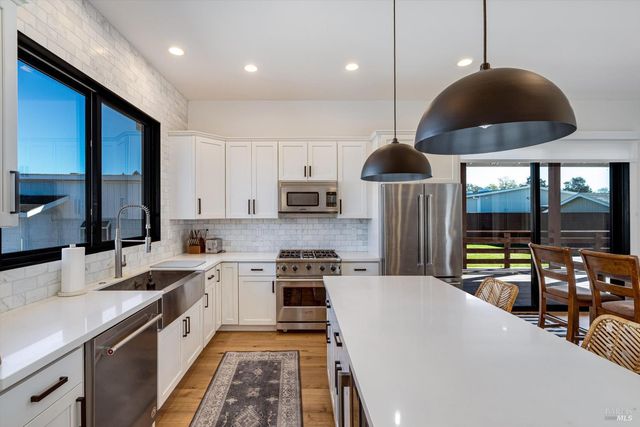 6140 Gilmore Ave, Cotati, CA 94931