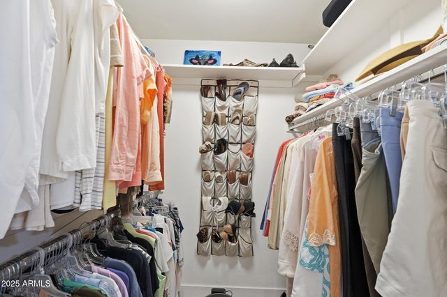 11022 W CRESTBROOK Drive, Sun City, AZ 85351