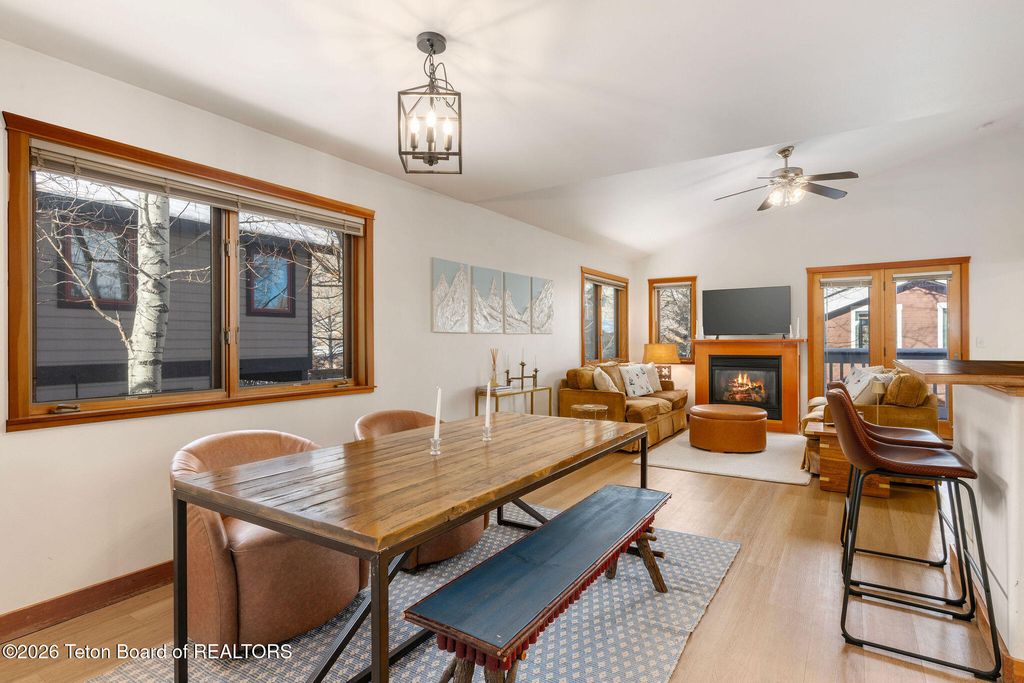 315 PINE Drive, Jackson, WY 83001 photo 4