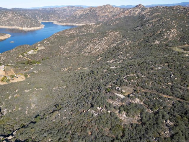 12494 Buena Vida Rd ., Lakeside, CA 92040