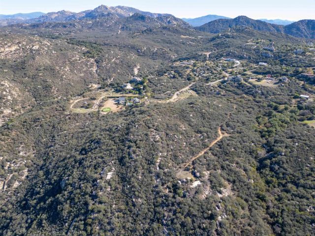 12494 Buena Vida Rd ., Lakeside, CA 92040