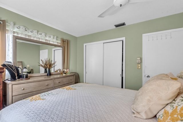 4159 NW 52nd Avenue, Lauderdale Lakes, FL 33319