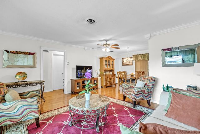 4159 NW 52nd Avenue, Lauderdale Lakes, FL 33319