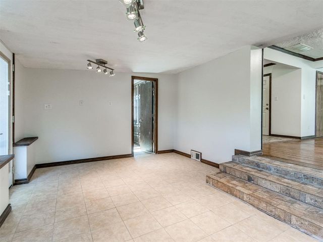 1304 Barbour Street, Norman, OK 73069