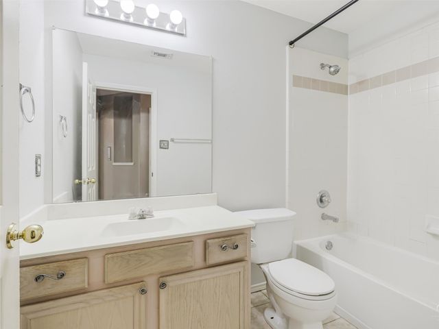 5653 Westwood Lane, The Colony, TX 75056