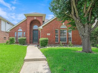 5653 Westwood Lane, The Colony, TX 75056