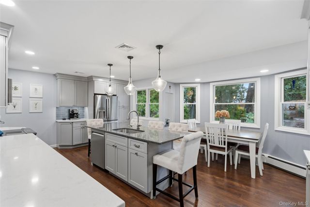 333 Ontario Street, Ronkonkoma, NY 11779