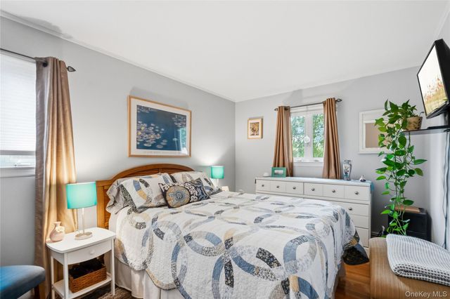 333 Ontario Street, Ronkonkoma, NY 11779