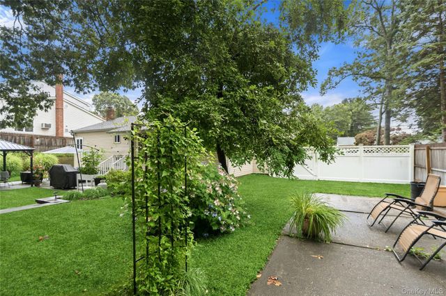 333 Ontario Street, Ronkonkoma, NY 11779