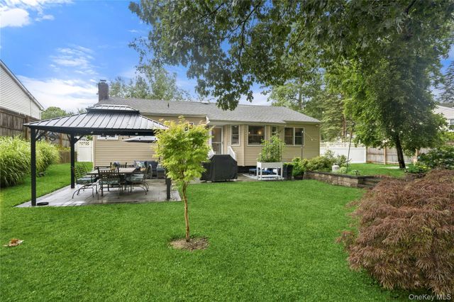 333 Ontario Street, Ronkonkoma, NY 11779