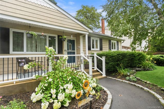 333 Ontario Street, Ronkonkoma, NY 11779