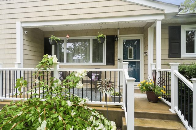333 Ontario Street, Ronkonkoma, NY 11779