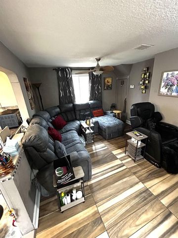 812 1ST STREET, Menasha, WI 54952