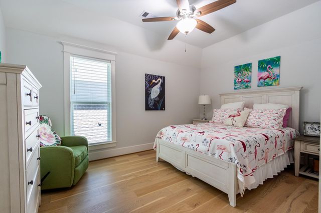 6 Hammock Trail, Galveston, TX 77554