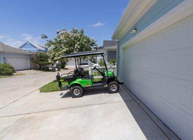 6 Hammock Trail, Galveston, TX 77554