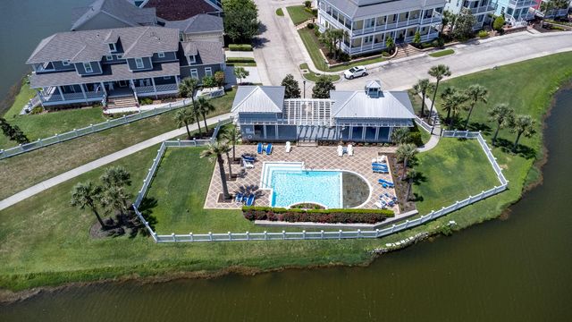 6 Hammock Trail, Galveston, TX 77554