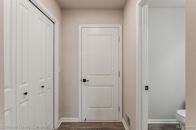 25025 Fairgrove Street, Woodhaven, MI 48183