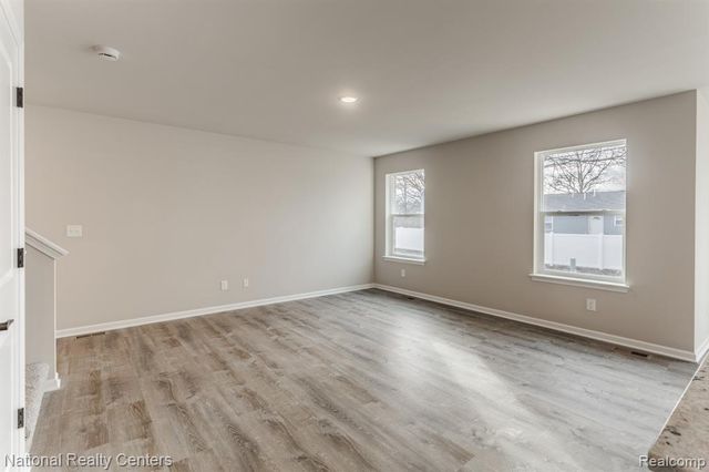25025 Fairgrove Street, Woodhaven, MI 48183